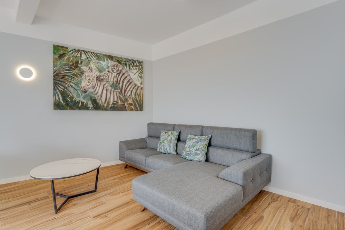 Bedroom 1 with open space and with dinning table