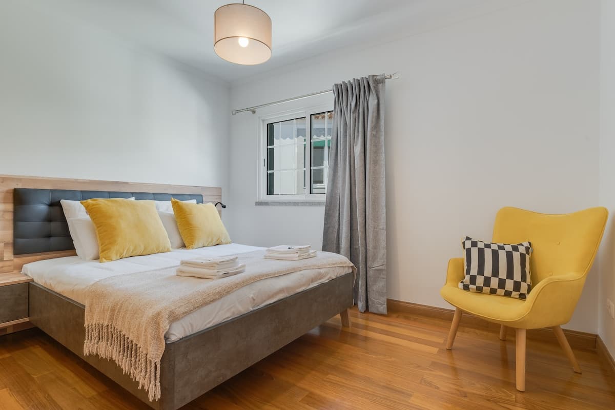 Bedroom 1 - Queen size bed