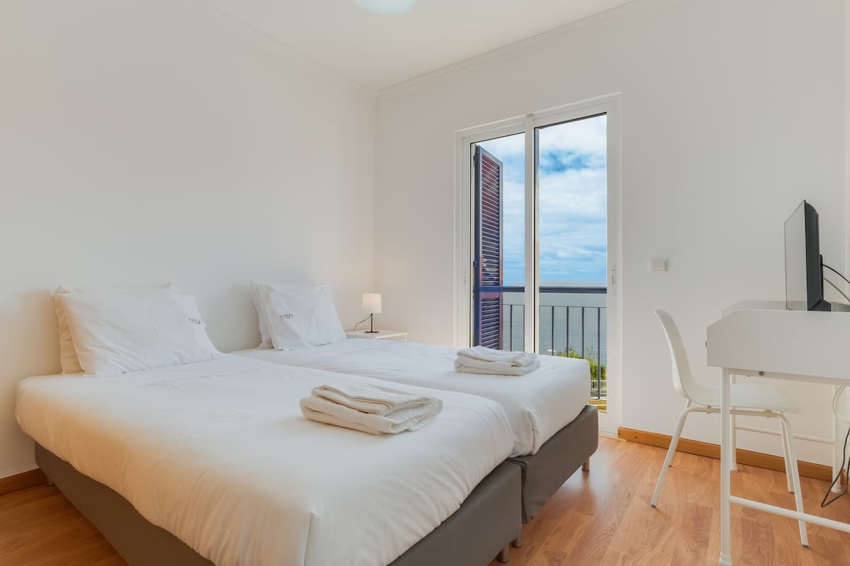 Twin Room 1