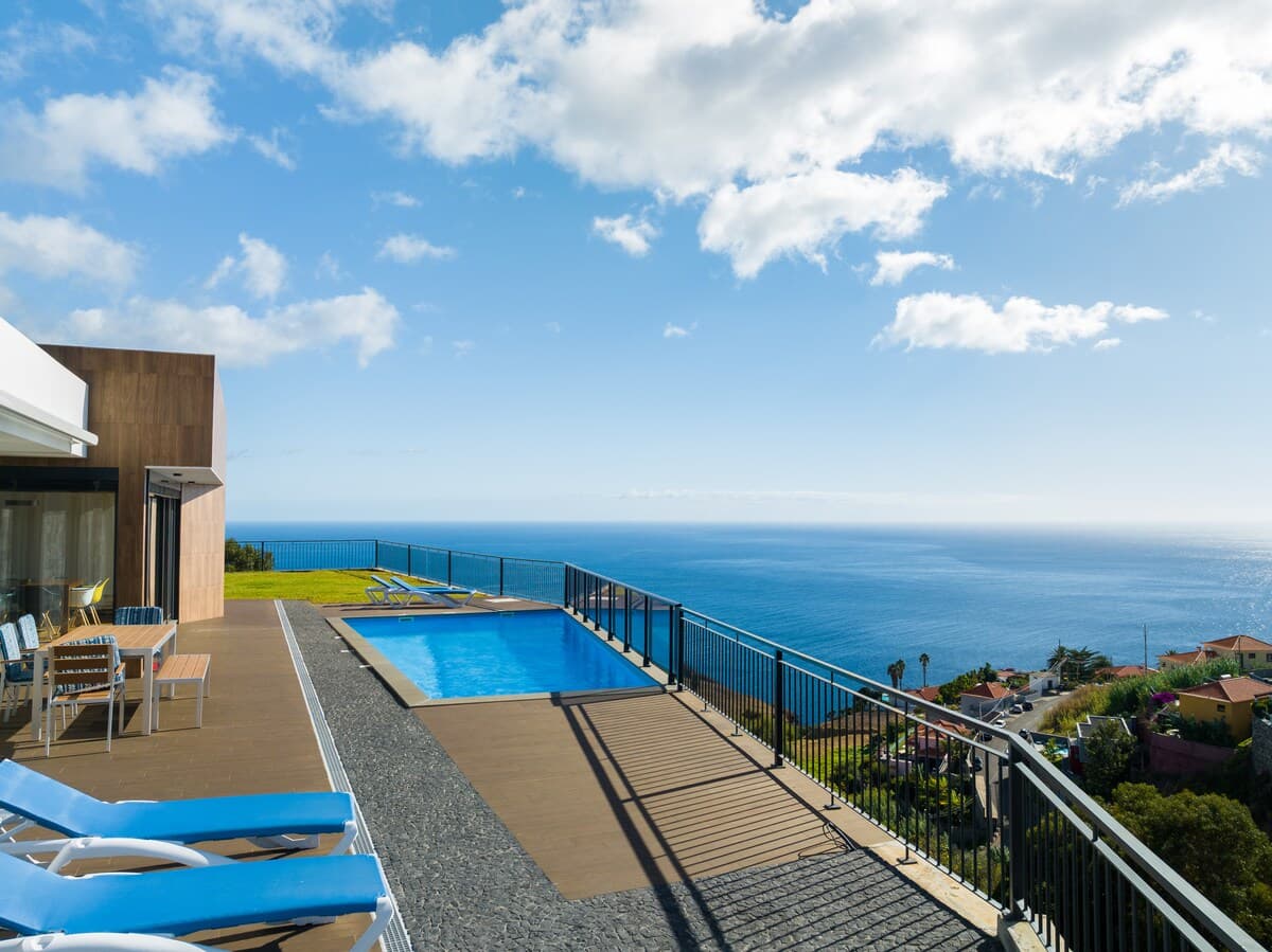 Pool Sun Lounge